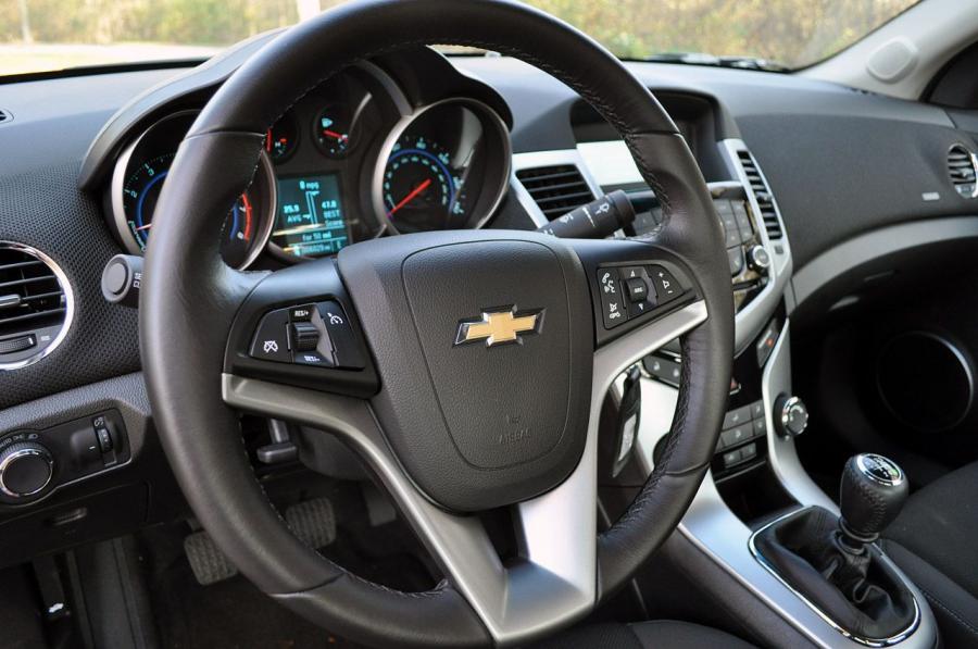  Chevrolet Cruze Eco 2012 года  (фото 21 из 40)